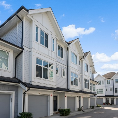 Photo 2 at 19 - 21688 52 Avenue, Murrayville, Langley Photo 2 at 19 - 21688 52 Avenue, Murrayville, Langley