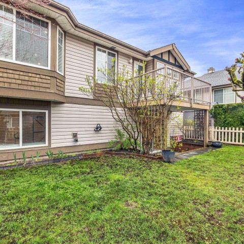 Photo 26 at 18 - 20222 96 Avenue, Walnut Grove, Langley Photo 26 at 18 - 20222 96 Avenue, Walnut Grove, Langley