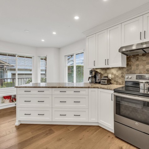 Photo 4 at 18 - 20222 96 Avenue, Walnut Grove, Langley Photo 4 at 18 - 20222 96 Avenue, Walnut Grove, Langley