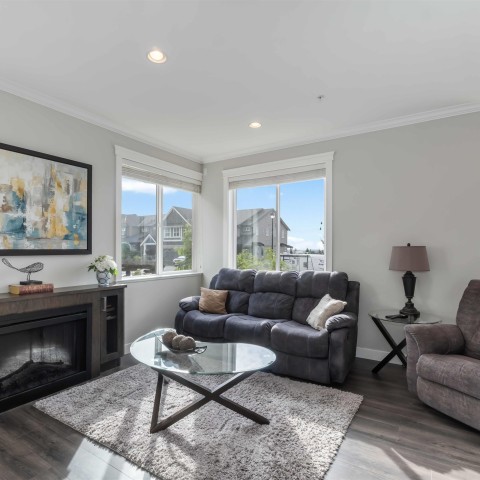 Photo 10 at 17 - 10480 248 Street, Thornhill MR, Maple Ridge Photo 10 at 17 - 10480 248 Street, Thornhill MR, Maple Ridge