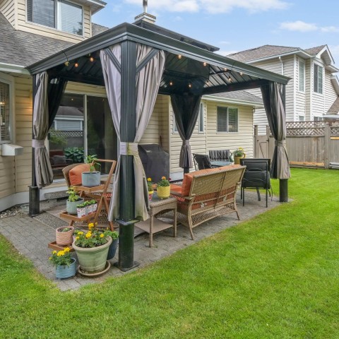 Photo 24 at 11450 207a Street, Southwest Maple Ridge, Maple Ridge Photo 24 at 11450 207a Street, Southwest Maple Ridge, Maple Ridge