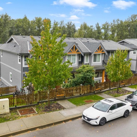 Photo 2 at 19 - 22810 113 Avenue, East Central, Maple Ridge Photo 2 at 19 - 22810 113 Avenue, East Central, Maple Ridge
