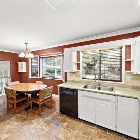 Photo 10 at 12451 223 Street, West Central, Maple Ridge Photo 10 at 12451 223 Street, West Central, Maple Ridge