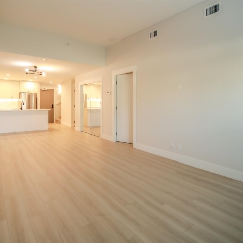 Photo 3 at 102 - 22265 Dewdney Trunk Road, West Central, Maple Ridge Photo 3 at 102 - 22265 Dewdney Trunk Road, West Central, Maple Ridge