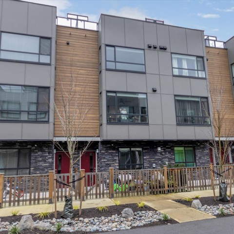 Photo 2 at 22 - 19631 55a Avenue, Langley City, Langley Photo 2 at 22 - 19631 55a Avenue, Langley City, Langley