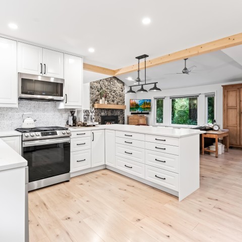 Photo 10 at 26030 103 Avenue, Thornhill MR, Maple Ridge Photo 10 at 26030 103 Avenue, Thornhill MR, Maple Ridge