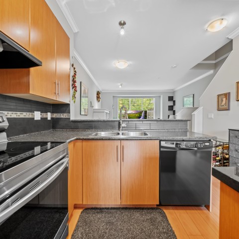 Photo 7 at 27 - 20460 66 Avenue, Willoughby Heights, Langley Photo 7 at 27 - 20460 66 Avenue, Willoughby Heights, Langley