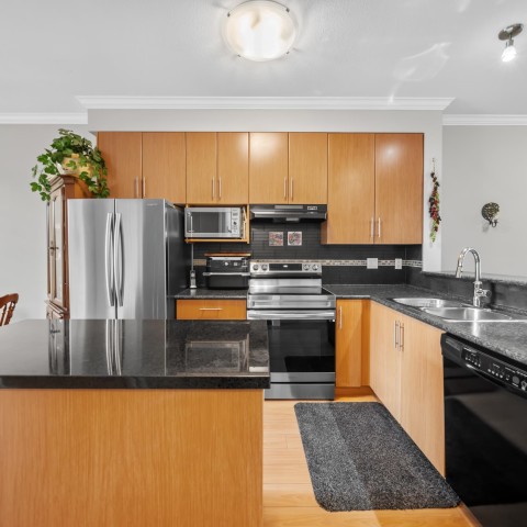 Photo 5 at 27 - 20460 66 Avenue, Willoughby Heights, Langley Photo 5 at 27 - 20460 66 Avenue, Willoughby Heights, Langley