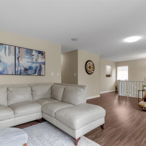 Photo 6 at 11469 207 Street, Southwest Maple Ridge, Maple Ridge Photo 6 at 11469 207 Street, Southwest Maple Ridge, Maple Ridge