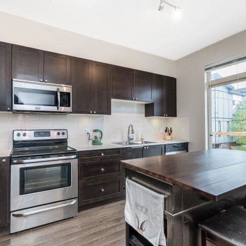 Photo 10 at 22 - 19752 55a Avenue, Langley City, Langley Photo 10 at 22 - 19752 55a Avenue, Langley City, Langley