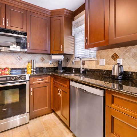 Photo 13 at 58 - 9208 208th Street, Walnut Grove, Langley Photo 13 at 58 - 9208 208th Street, Walnut Grove, Langley