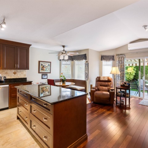 Photo 10 at 58 - 9208 208th Street, Walnut Grove, Langley Photo 10 at 58 - 9208 208th Street, Walnut Grove, Langley