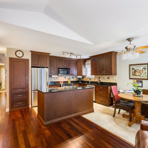 Photo 11 at 58 - 9208 208th Street, Walnut Grove, Langley Photo 11 at 58 - 9208 208th Street, Walnut Grove, Langley