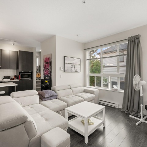 Photo 5 at 52 - 7848 209 Street, Willoughby Heights, Langley Photo 5 at 52 - 7848 209 Street, Willoughby Heights, Langley