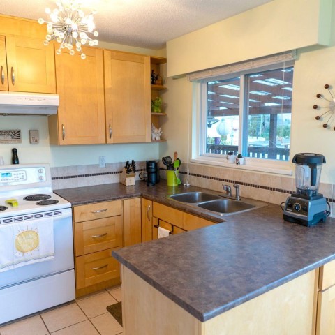 Photo 13 at 21776 Mountainview Crescent, West Central, Maple Ridge Photo 13 at 21776 Mountainview Crescent, West Central, Maple Ridge