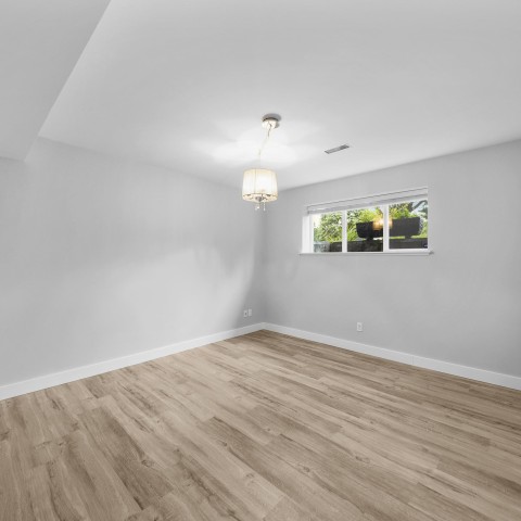 Photo 24 at 21554 Berry Avenue, West Central, Maple Ridge Photo 24 at 21554 Berry Avenue, West Central, Maple Ridge