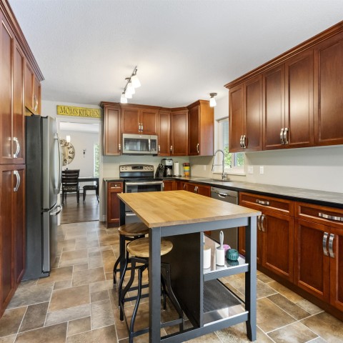 Photo 13 at 11385 248 Street, Cottonwood MR, Maple Ridge Photo 13 at 11385 248 Street, Cottonwood MR, Maple Ridge