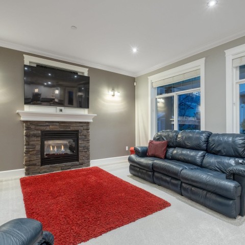 Photo 10 at 24913 108 Avenue, Thornhill MR, Maple Ridge Photo 10 at 24913 108 Avenue, Thornhill MR, Maple Ridge