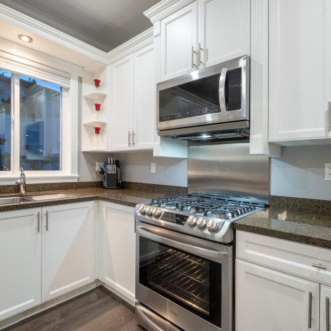 Photo 4 at 24913 108 Avenue, Thornhill MR, Maple Ridge Photo 4 at 24913 108 Avenue, Thornhill MR, Maple Ridge