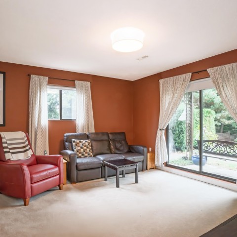 Photo 9 at 21056 Barker Avenue, Southwest Maple Ridge, Maple Ridge Photo 9 at 21056 Barker Avenue, Southwest Maple Ridge, Maple Ridge