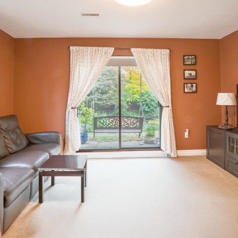 Photo 10 at 21056 Barker Avenue, Southwest Maple Ridge, Maple Ridge Photo 10 at 21056 Barker Avenue, Southwest Maple Ridge, Maple Ridge