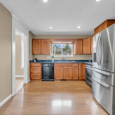 Photo 14 at 23369 117b Avenue, Cottonwood MR, Maple Ridge Photo 14 at 23369 117b Avenue, Cottonwood MR, Maple Ridge