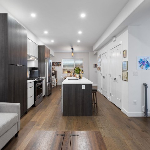 Photo 10 at 18 - 19789 55 Avenue, Langley City, Langley Photo 10 at 18 - 19789 55 Avenue, Langley City, Langley