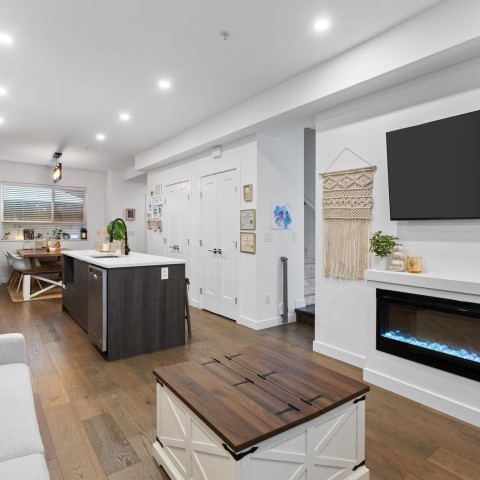 Photo 11 at 18 - 19789 55 Avenue, Langley City, Langley Photo 11 at 18 - 19789 55 Avenue, Langley City, Langley