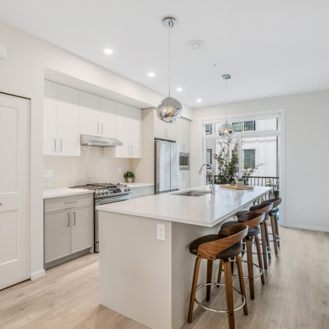 Photo 2 at 27 - 7919 204b Street, Willoughby Heights, Langley Photo 2 at 27 - 7919 204b Street, Willoughby Heights, Langley