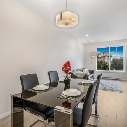 Photo 8 at 27 - 7919 204b Street, Willoughby Heights, Langley Photo 8 at 27 - 7919 204b Street, Willoughby Heights, Langley