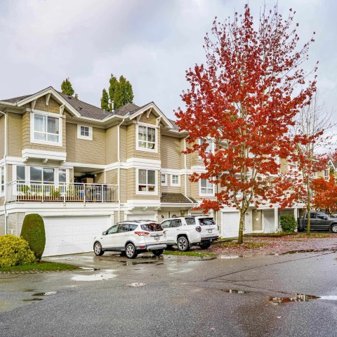 Photo 2 at 32 - 20890 57 Avenue, Langley City, Langley Photo 2 at 32 - 20890 57 Avenue, Langley City, Langley