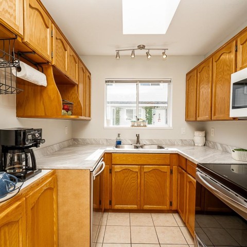 Photo 5 at 9 - 20625 118 Avenue, Southwest Maple Ridge, Maple Ridge Photo 5 at 9 - 20625 118 Avenue, Southwest Maple Ridge, Maple Ridge