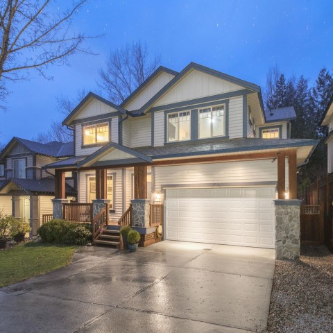 Photo 2 at 24883 106b Avenue, Thornhill MR, Maple Ridge Photo 2 at 24883 106b Avenue, Thornhill MR, Maple Ridge
