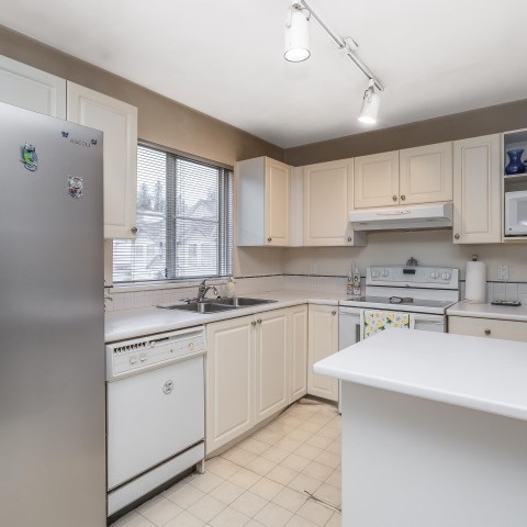 Photo 14 at 26 - 8716 Walnut Grove Drive, Walnut Grove, Langley Photo 14 at 26 - 8716 Walnut Grove Drive, Walnut Grove, Langley