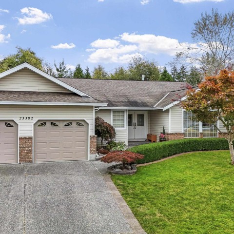 Photo 2 at 23382 124a Avenue, East Central, Maple Ridge Photo 2 at 23382 124a Avenue, East Central, Maple Ridge