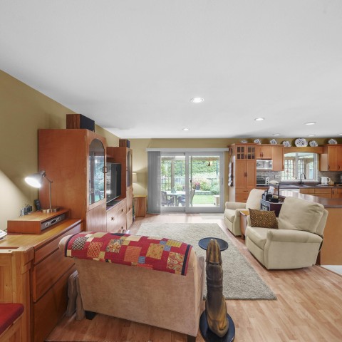 Photo 15 at 23382 124a Avenue, East Central, Maple Ridge Photo 15 at 23382 124a Avenue, East Central, Maple Ridge