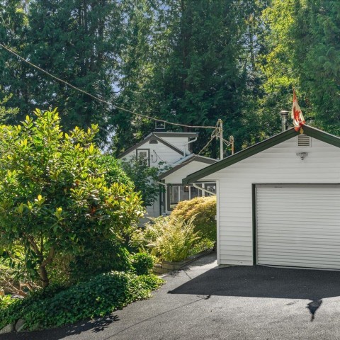 Photo 3 at 9455 Byrnes Road, Thornhill MR, Maple Ridge Photo 3 at 9455 Byrnes Road, Thornhill MR, Maple Ridge