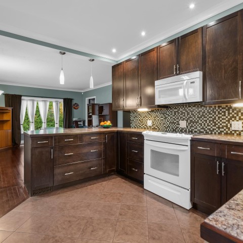 Photo 11 at 23048 96 Avenue, Fort Langley, Langley Photo 11 at 23048 96 Avenue, Fort Langley, Langley