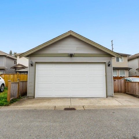 Photo 32 at 23635 Dewdney Trunk Road, East Central, Maple Ridge Photo 32 at 23635 Dewdney Trunk Road, East Central, Maple Ridge