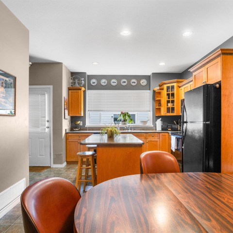 Photo 11 at 23635 Dewdney Trunk Road, East Central, Maple Ridge Photo 11 at 23635 Dewdney Trunk Road, East Central, Maple Ridge