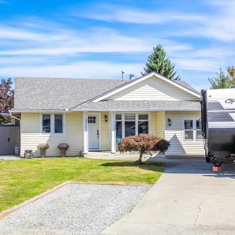 Photo 2 at 23363 117b Avenue, Cottonwood MR, Maple Ridge Photo 2 at 23363 117b Avenue, Cottonwood MR, Maple Ridge