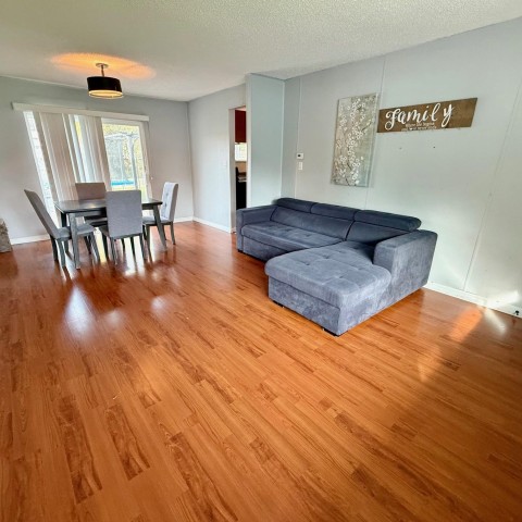 Photo 3 at 12255 Hillside Street, West Central, Maple Ridge Photo 3 at 12255 Hillside Street, West Central, Maple Ridge