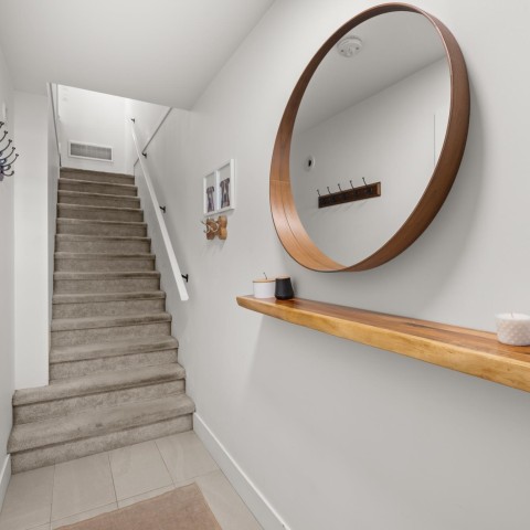 Photo 3 at 5 - 19624 56 Avenue, Langley City, Langley Photo 3 at 5 - 19624 56 Avenue, Langley City, Langley