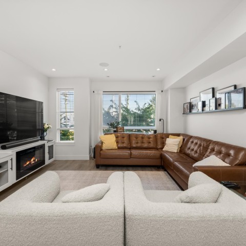 Photo 5 at 5 - 19624 56 Avenue, Langley City, Langley Photo 5 at 5 - 19624 56 Avenue, Langley City, Langley