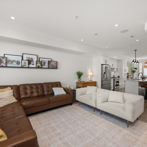 Photo 4 at 5 - 19624 56 Avenue, Langley City, Langley Photo 4 at 5 - 19624 56 Avenue, Langley City, Langley